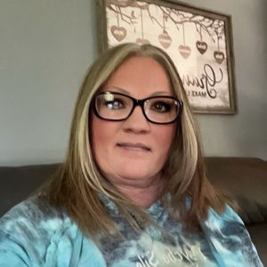 Meet your Posher, Deborah